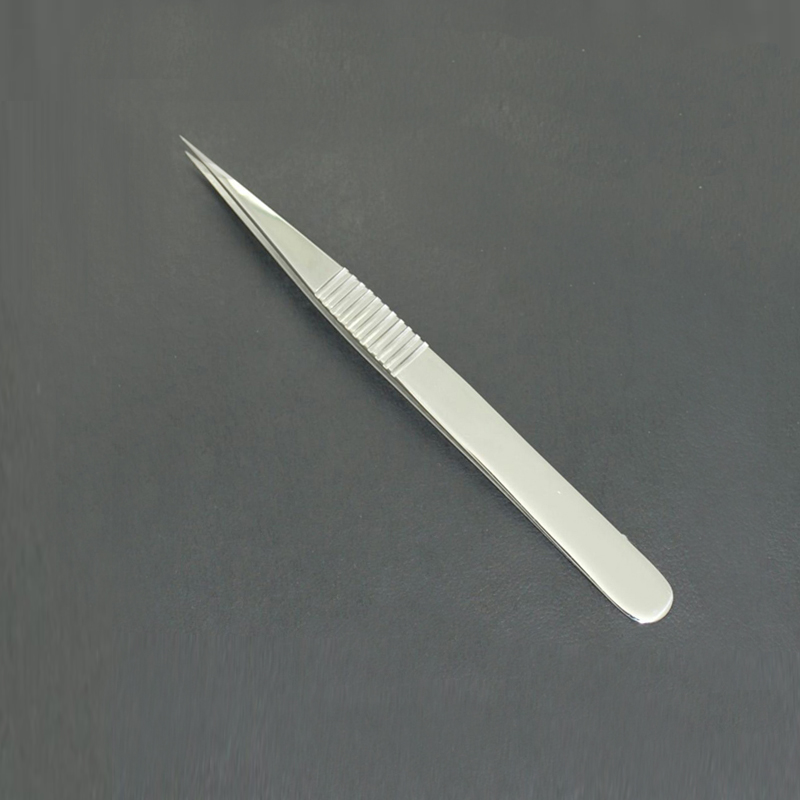 Eye last Tweezer